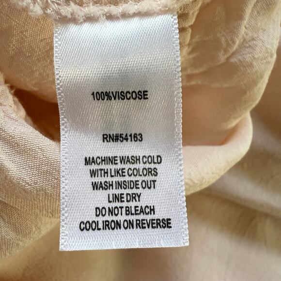 NEW Andrew Marc New York Pink Tie-Waist V-Neck‎ Blouse Long Wide Sleeves, Large - Picture 11 of 11